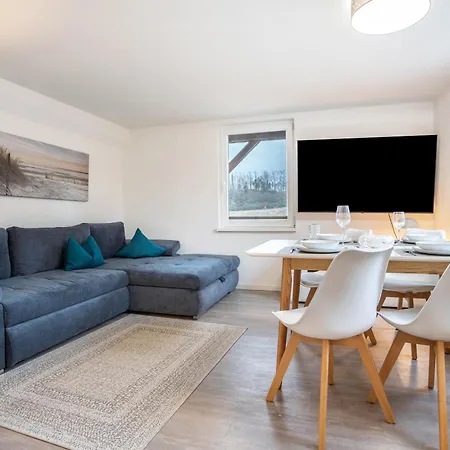 10 Seeblick Vakantiehuis Seedorf (Rugen)